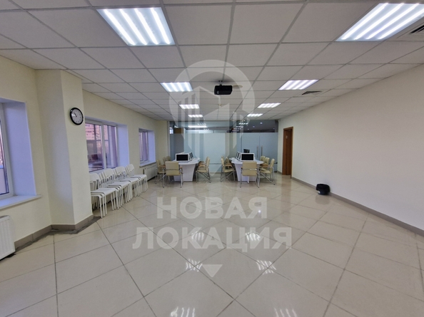 
  Сдается офис 1000 м². Фото 12.