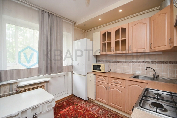 
  Продается 3-комн. квартира 64.9 м². Фото 1.