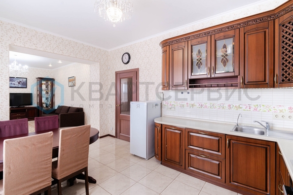 
  Продается дом 226 м², в КП Чукреевка. Фото 11.