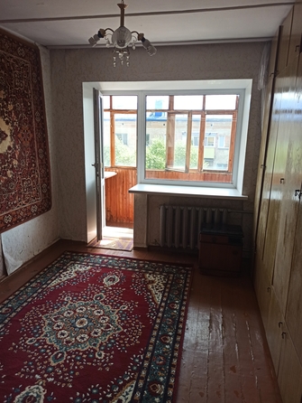 
  Продам 4-комн. квартиру 62.5 м². Фото 3.