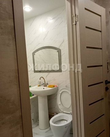 
   Продам 4-комнатную, 30 м², Енисейская ул, 27

. Фото 6.