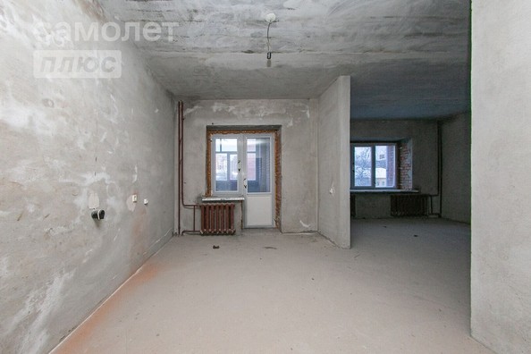 
   Продам 3-комнатную, 93.9 м², Кузнецова ул, 6

. Фото 5.
