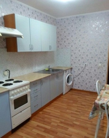 
   Продам 1-комнатную, 39 м², Богдана Хмельницкого пер, 8

. Фото 4.