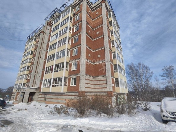 
   Продам 2-комнатную, 68.4 м², Сибирская ул, 117

. Фото 4.