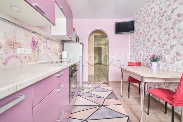 
   Продам 3-комнатную, 101 м², Богдана Хмельницкого пер, 12

. Фото 6.