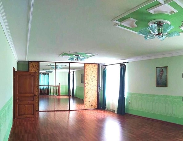 
   Продам дом, 250 м², Томск

. Фото 1.