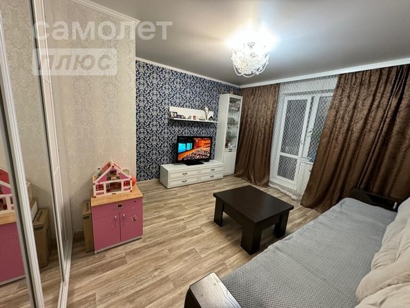 
   Продам 3-комнатную, 64.5 м², Новосибирская ул, 37

. Фото 4.