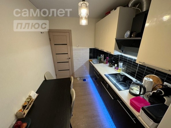 
   Продам 3-комнатную, 64.5 м², Новосибирская ул, 37

. Фото 5.