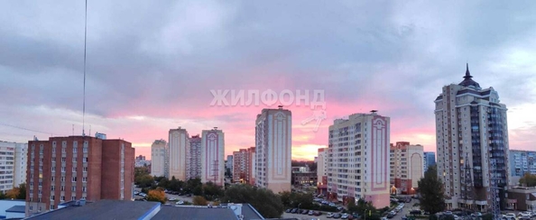 
   Продам 3-комнатную, 65.9 м², Мичурина ул, 2

. Фото 1.