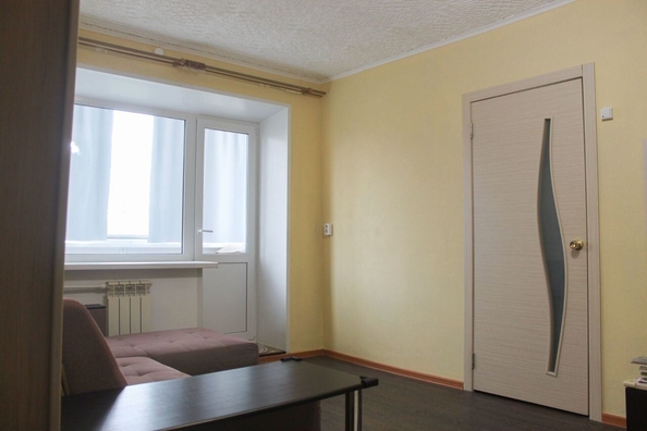 
   Продам 2-комнатную, 43.8 м², Полины Осипенко ул, 6а

. Фото 2.