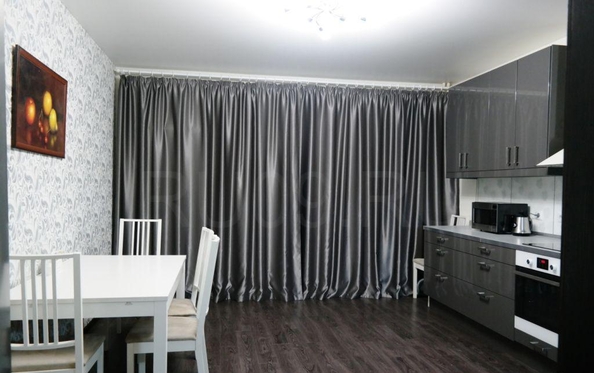 
  Продается 2-комн. квартира, 97.3 м², Ленина пр-кт, д. 199
. Фото 2.