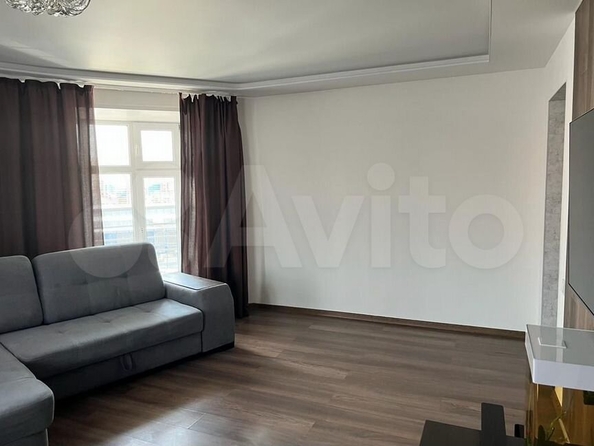 
  Продается 3-комн. квартира, 96.6 м², Большая Подгорная ул, д. 70
. Фото 3.