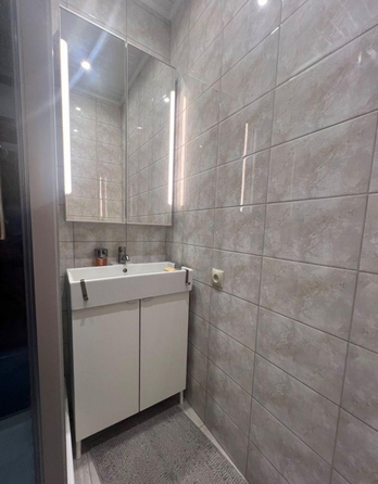 
  Продается 4-комн. квартира, 95.4 м², Карла Ильмера ул, д. 10/2
. Фото 7.