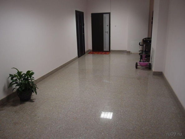 
  Продается 2-комн. квартира, 77 м², Вершинина ул, д. 9
. Фото 7.
