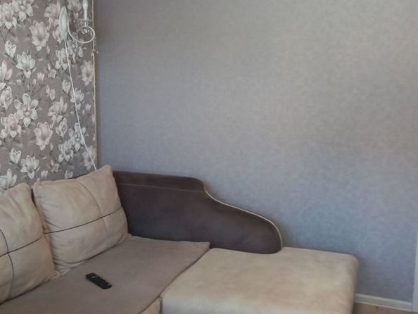 
  Продается 1-комн. квартира, 48.4 м², Калинина ул, д. 135
. Фото 10.