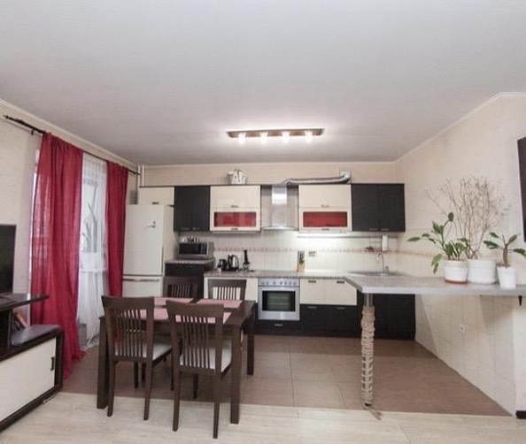 
  Продается 2-комн. квартира, 60 м², Тверская ул, д. 18
. Фото 7.