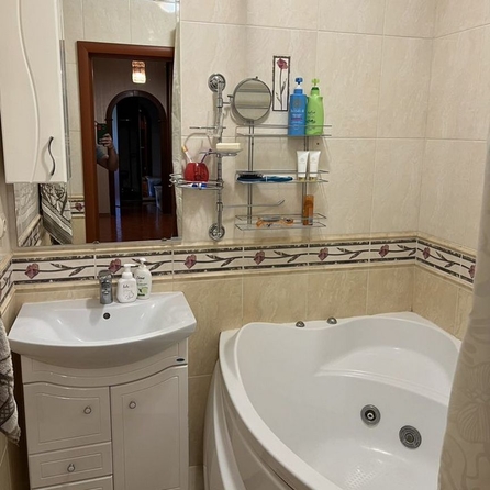 
  Продается 2-комн. квартира, 74.4 м², Алтайская ул, д. 10
. Фото 11.