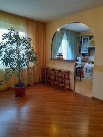 
   Продам 4-комнатную, 70.4 м², Иркутский тракт, 53

. Фото 5.