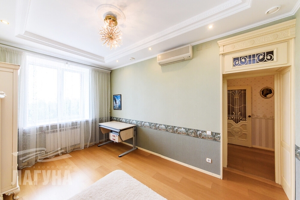 
   Продам 3-комнатную, 153.9 м², Дзержинского ул, 27

. Фото 31.