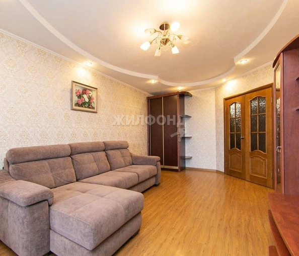 
   Продам 2-комнатную, 64.9 м², Никитина ул, 56

. Фото 2.