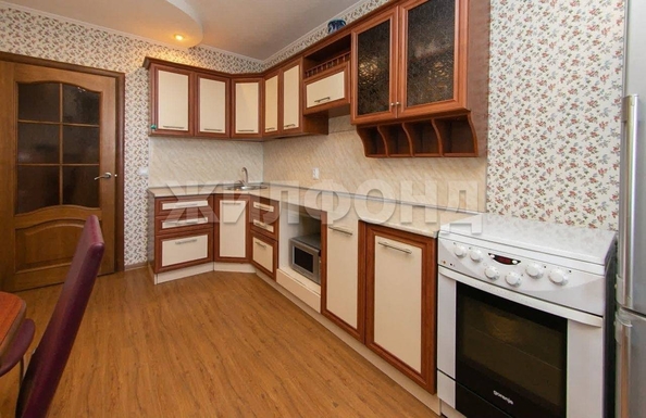 
   Продам 2-комнатную, 64.9 м², Никитина ул, 56

. Фото 18.