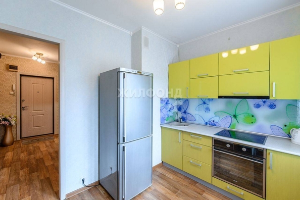 
   Продам 1-комнатную, 35.4 м², Сибирская ул, 102

. Фото 6.