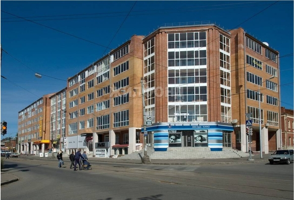 
   Продам 2-комнатную, 87 м², Розы Люксембург ул, 19

. Фото 24.