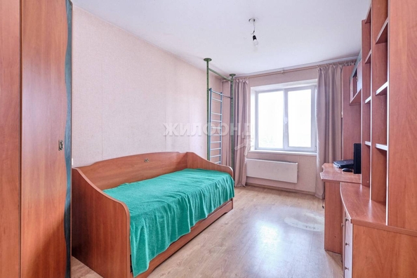 
   Продам 3-комнатную, 81 м², Урожайный пер, 30

. Фото 5.