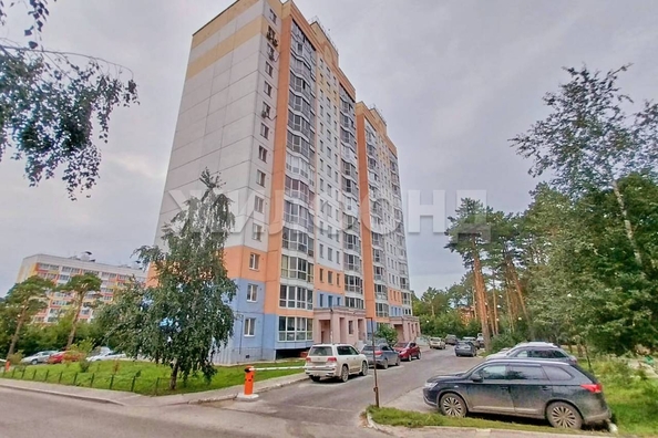 
   Продам 3-комнатную, 81 м², Урожайный пер, 30

. Фото 3.