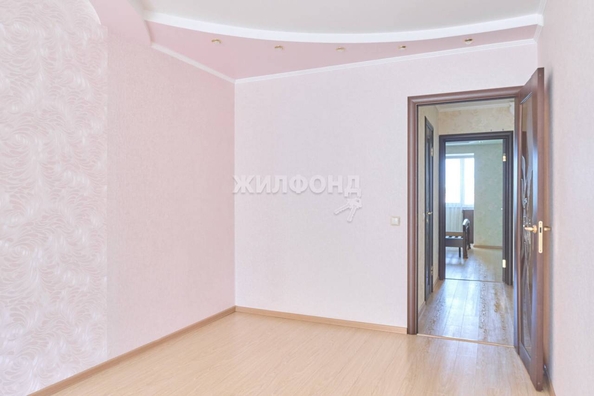 
   Продам 3-комнатную, 82.4 м², Сибирская ул, 115

. Фото 10.