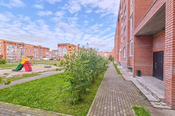 
   Продам 3-комнатную, 76.6 м², Анны Ахматовой ул, 5

. Фото 14.