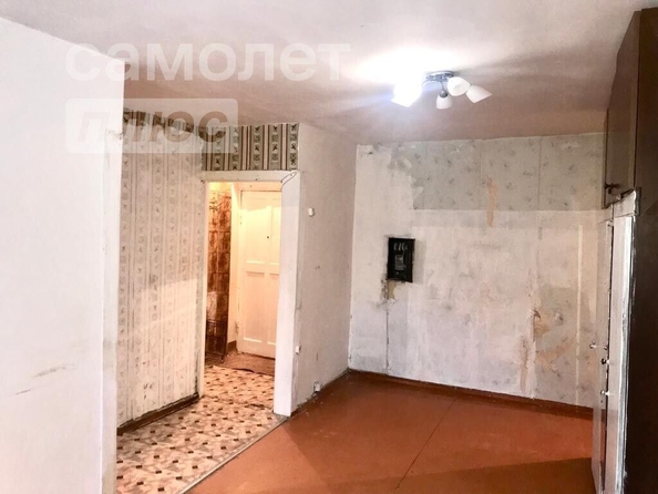 
   Продам 2-комнатную, 40.7 м², Железнодорожная ул, 3

. Фото 4.