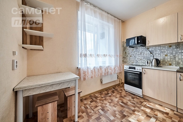 
   Продам 1-комнатную, 34.9 м², Дизайнеров ул, 13

. Фото 5.