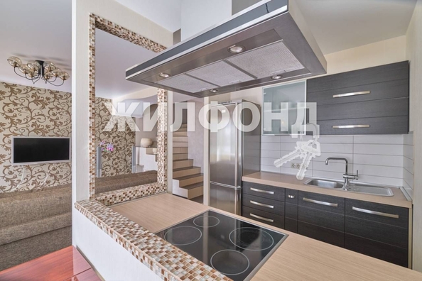 
   Продам 3-комнатную, 82 м², Тверская ул, 14

. Фото 2.