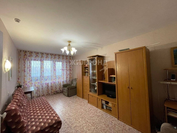 
   Продам 1-комнатную, 39 м², Обручева ул, 10

. Фото 3.