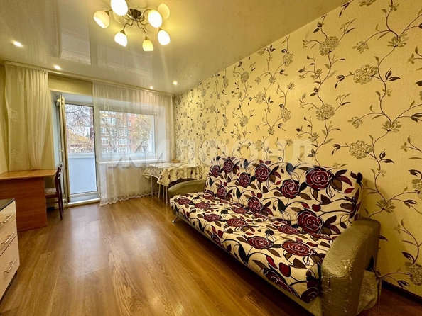 
   Продам 2-комнатную, 40.4 м², Дзержинского ул, 26

. Фото 3.