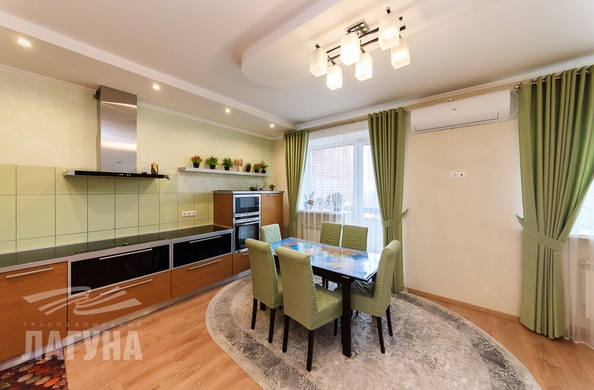 
   Продам 5-комнатную, 164.7 м², 79 Гвардейской Дивизии ул, 24

. Фото 2.