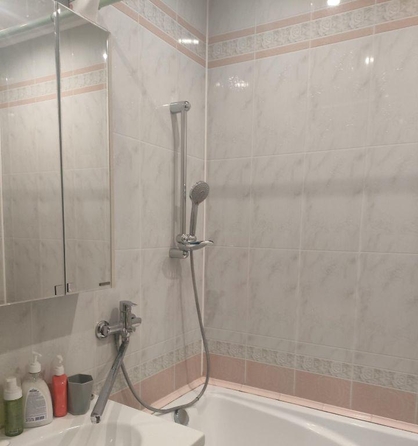 
  Продается 2-комн. квартира, 63 м², Обручева ул, д. 8
. Фото 3.