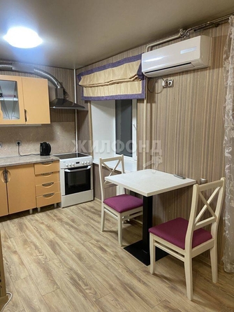 
   Продам 1-комнатную, 30.9 м², Елизаровых ул, 44

. Фото 4.