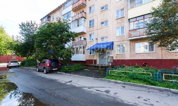 
   Продам 2-комнатную, 47 м², Ивана Черных ул, 97/2

. Фото 13.