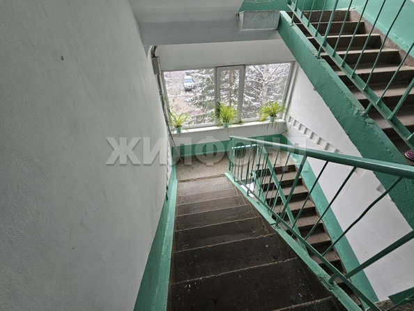 
   Продам 3-комнатную, 62 м², Интернационалистов ул, 35

. Фото 22.