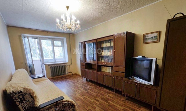 
   Продам 3-комнатную, 58.5 м², Тверская ул, 92

. Фото 1.