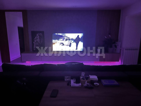 
   Продам 2-комнатную, 70 м², Николая Гумилёва (Северный мкр.) б-р, 4

. Фото 33.