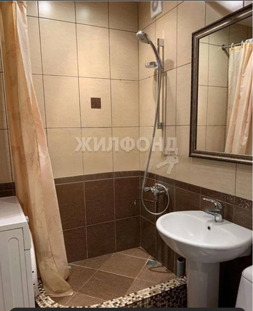 
   Продам 1-комнатную, 30 м², Елизаровых ул, 43

. Фото 5.