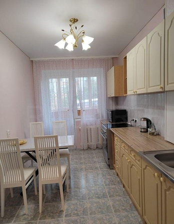 
  Продается 3-комн. квартира, 76.3 м², Дзержинского ул, д. 20/1
. Фото 4.