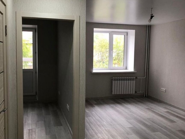 
  Продается 1-комн. квартира, 38 м², Киевская ул, д. 1
. Фото 5.