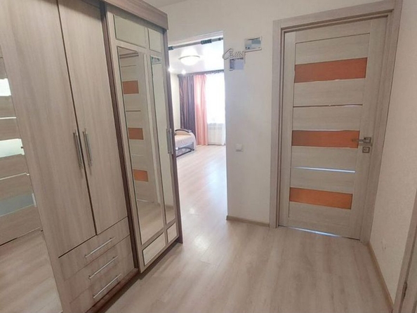 
  Продается 2-комн. квартира, 53 м², Набережная Озера ул, д. 22
. Фото 8.