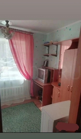 
   Продам 1-комнатную, 14 м², Полины Осипенко ул, 31

. Фото 1.