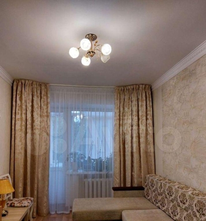 
   Продам 2-комнатную, 43 м², Дзержинского ул, 60а

. Фото 1.