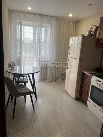 
   Продам 1-комнатную, 40 м², Розы Люксембург ул, 101

. Фото 1.